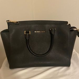 Michael Kors Large Selma Bag
